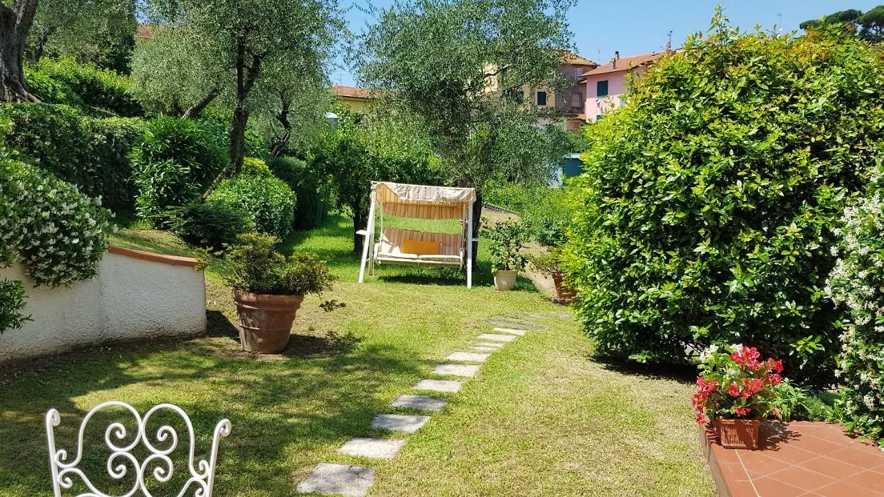 Villa Casa Vittoria Corsanico-Bargecchia Italia